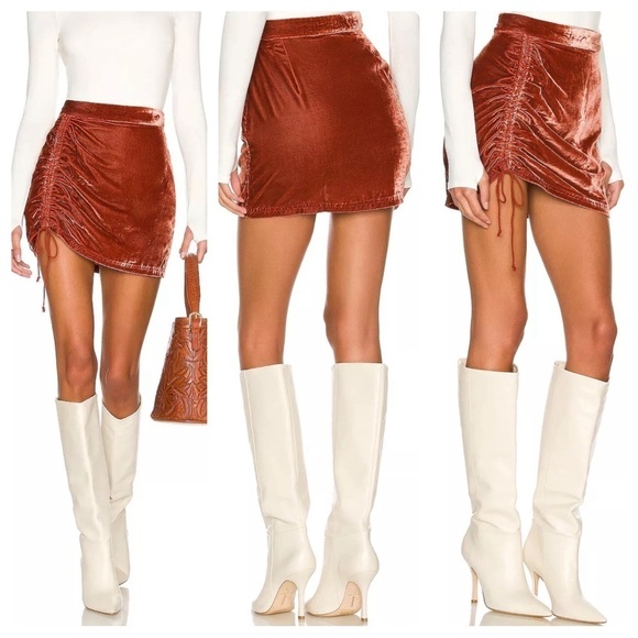Free People Vivienne Ruched Velvet Mini Skirt - Rose Hypnotic - Raspberry Sz. 4 - Picture 2 of 11
